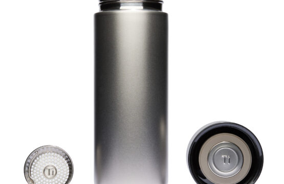 Luxus Thermosflasche aus Titan vakuumisoliert mit großer Öffnung & Sieb
